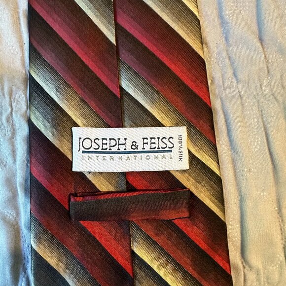 Lot of six men's ties - Picture 4 of 7